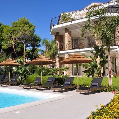 Aparthotel Aquamarina Pavoncella Blu