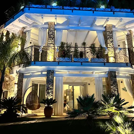 Aquamarina Pavoncella Blu & 4* Porto Pino